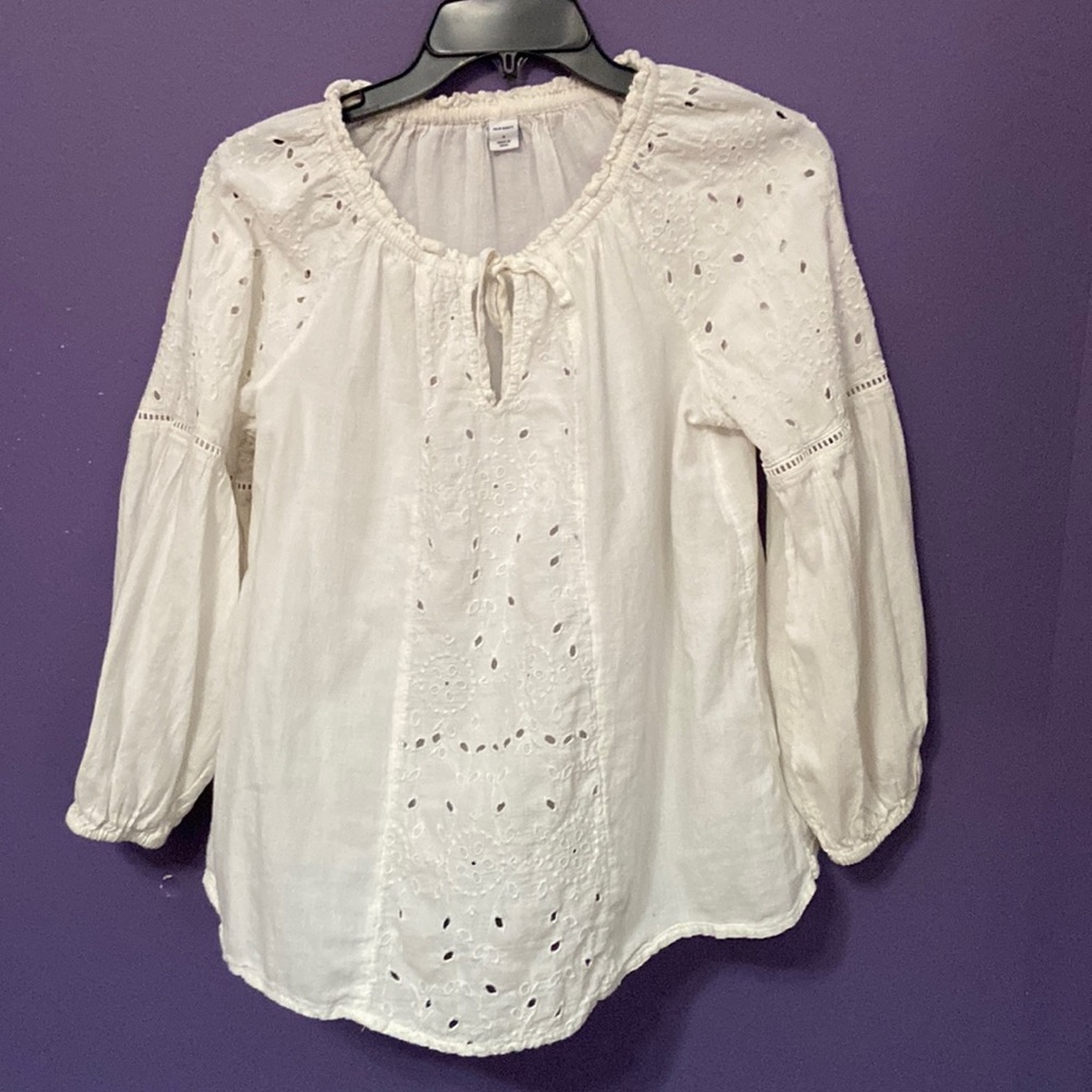 White clean long sleeve shirt